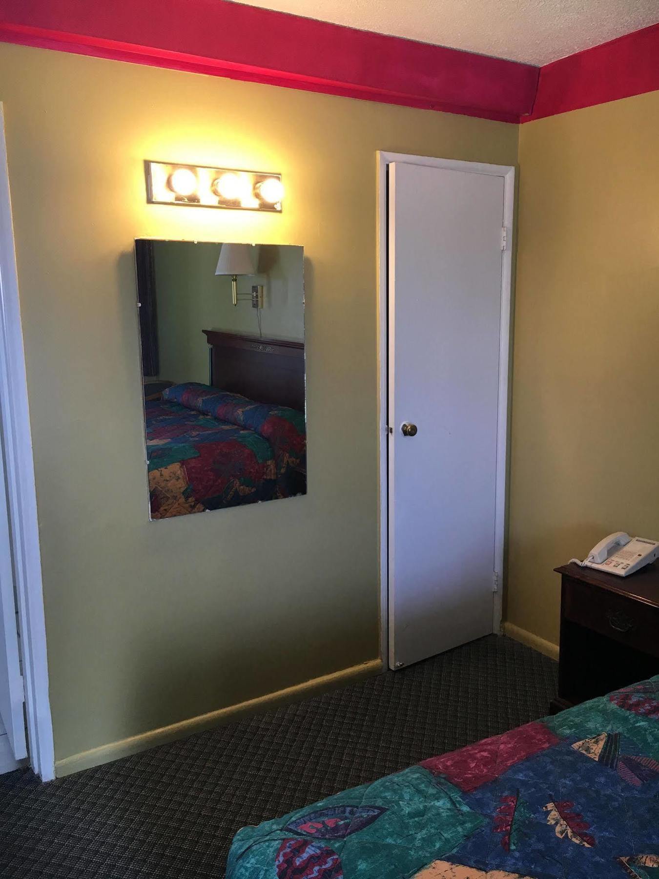 Travel Inn Motel Мичиган Сити Экстерьер фото